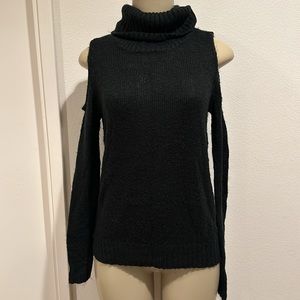 Cold shoulder see through top